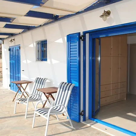 Akrotiri House Δωμάτια σε οικογενειακή κατοικία